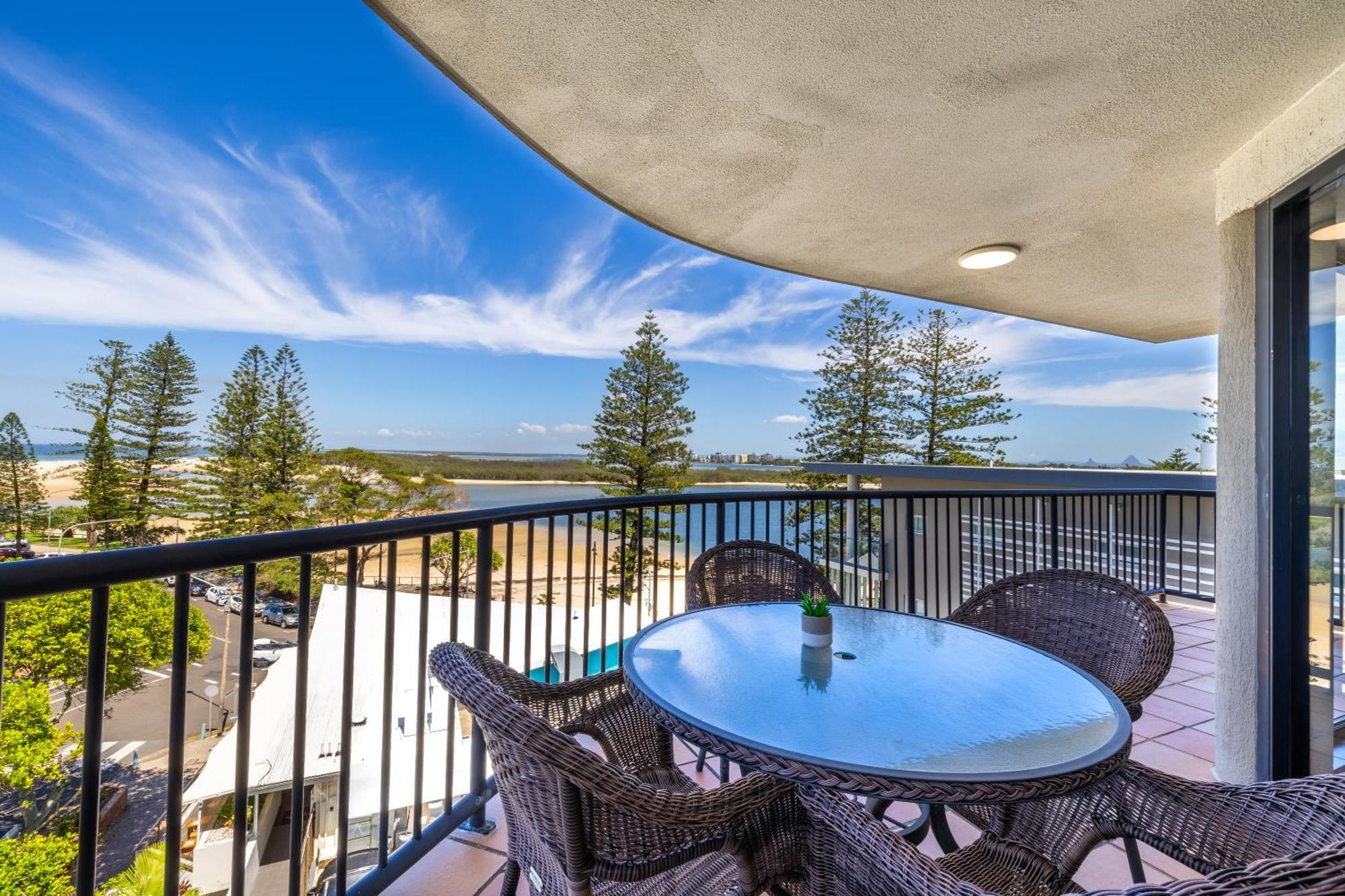 Belaire Place Motel Apartments Caloundra Buitenkant foto