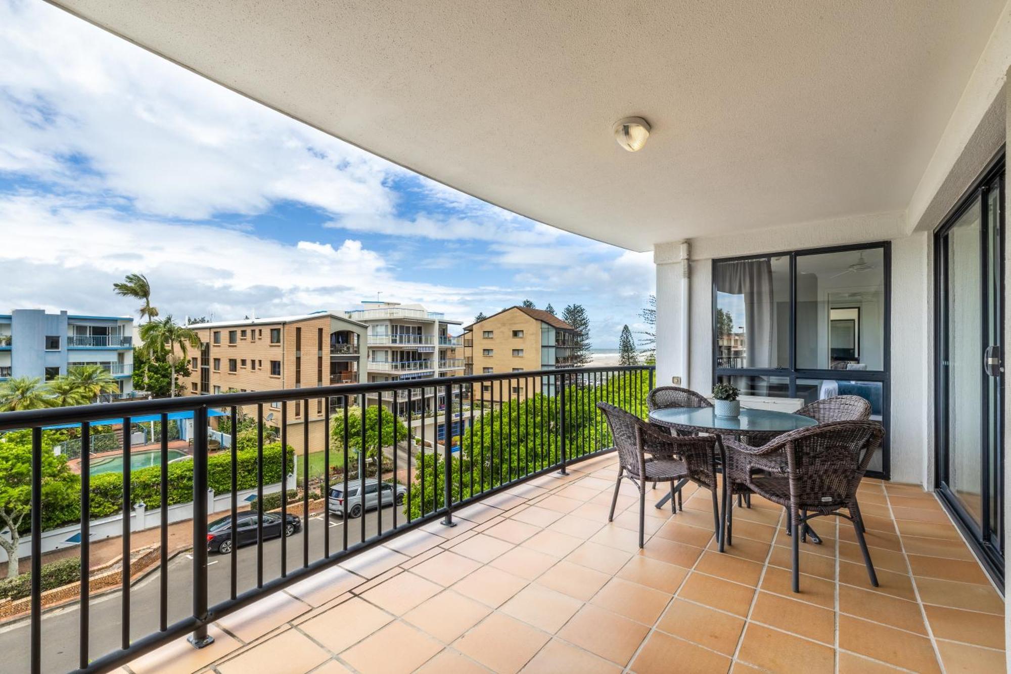 Belaire Place Motel Apartments Caloundra Buitenkant foto