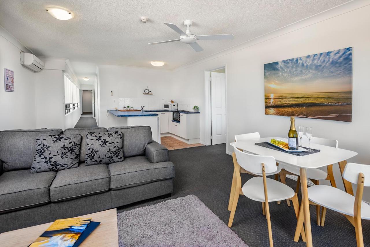 Belaire Place Motel Apartments Caloundra Buitenkant foto